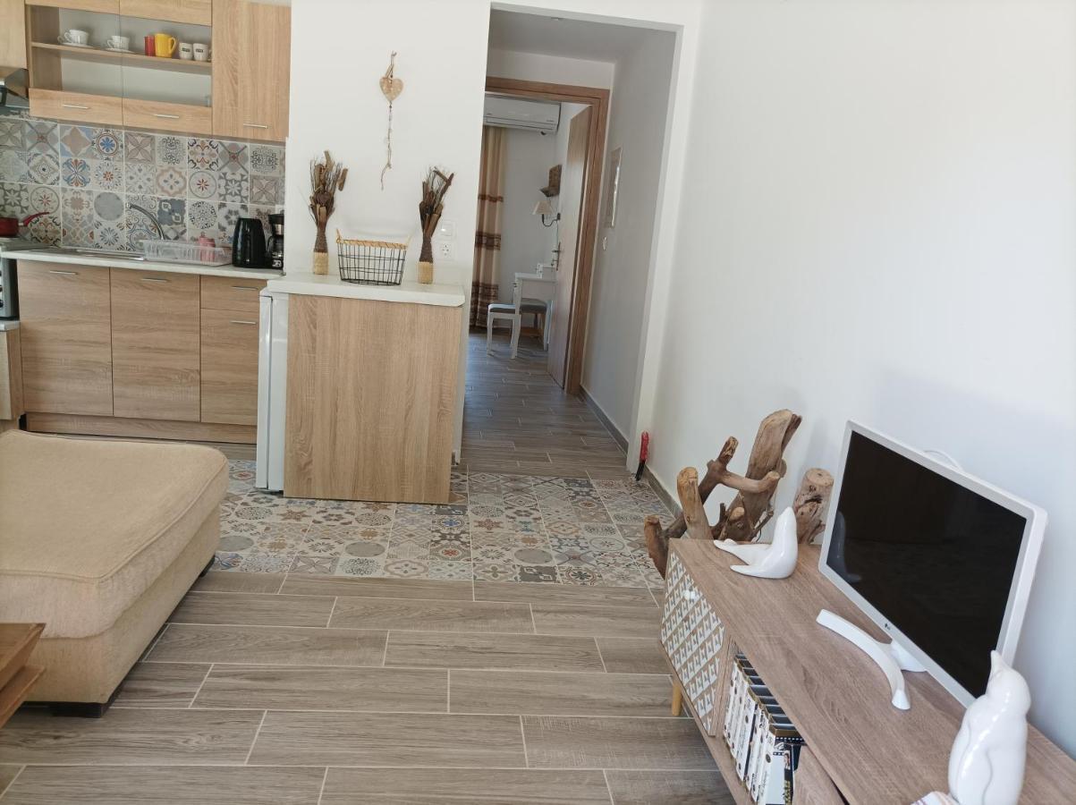 Inspirus Apartments Lefkada City Bagian luar foto